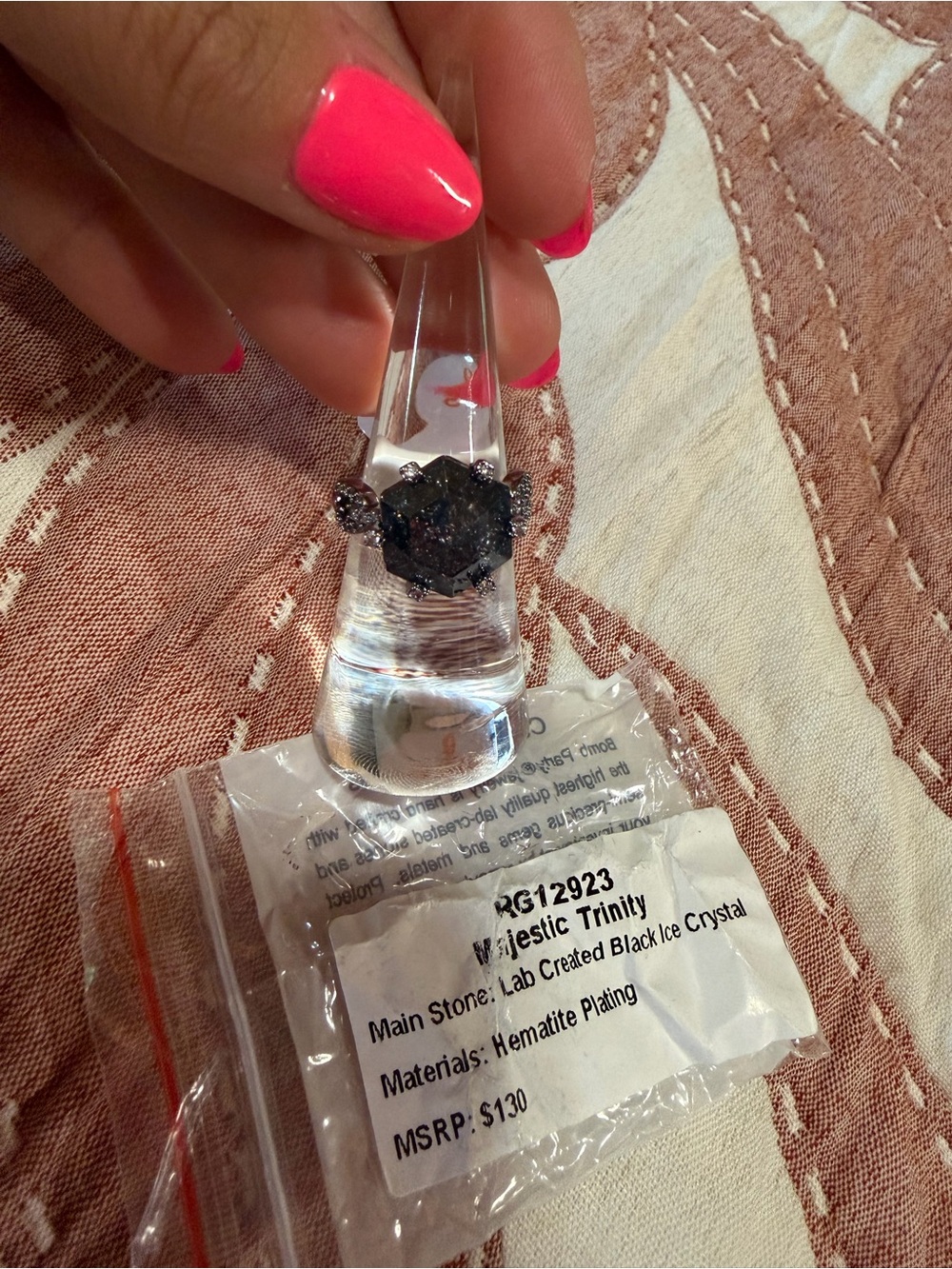 Black Crystal Trinity Ring - Hematite Plating